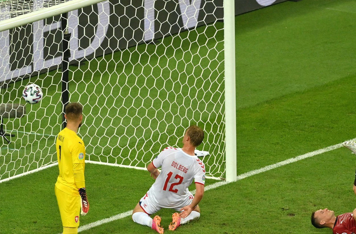 IM电竞下载-丹麦惊险战胜捷克,取得小组第二次胜利