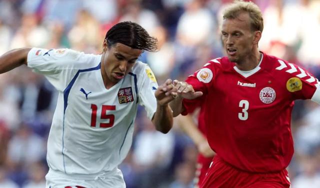 丹麦惊险战胜捷克,取得小组第二次胜利